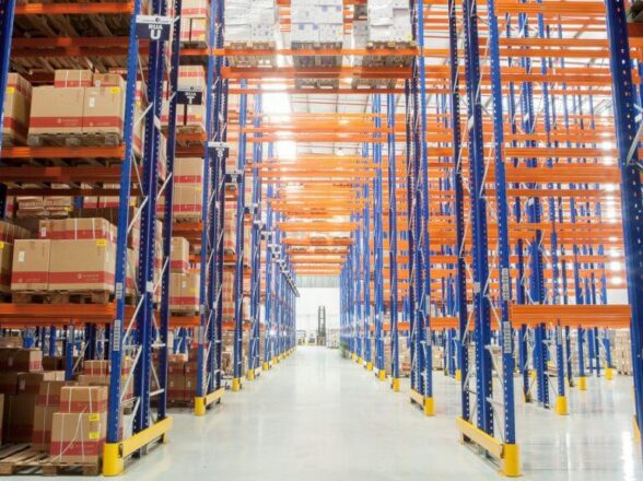 Otimizando a Armazenagem com Flow Rack: Funcionamento e Vantagens