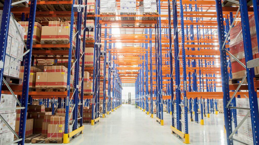 Otimizando a Armazenagem com Flow Rack: Funcionamento e Vantagens